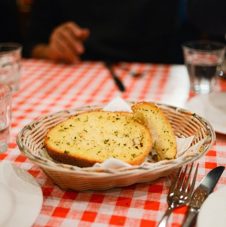 De Jonghe Butter Recipe: Decadent Garlic Bread