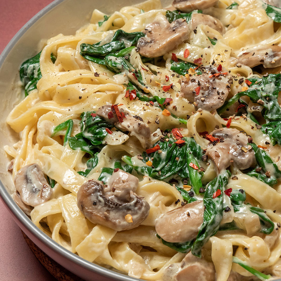 Table 40 Seasoning Recipe: Spring Mushroom & Spinach Pasta