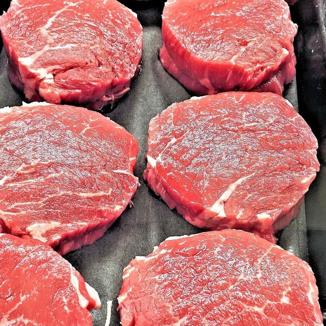 How to Spot Perfect Steak Marbling: A Simple Guide by Cut